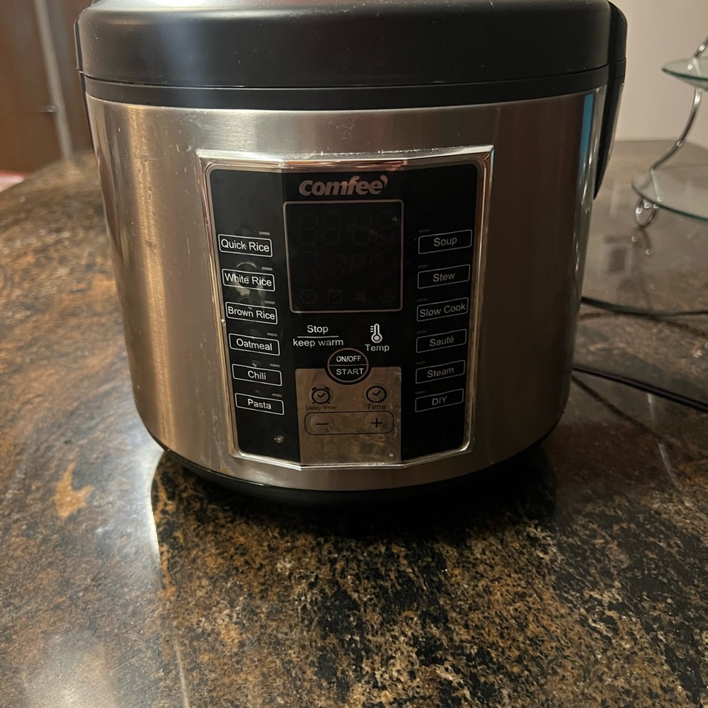 Comfee Stainless Steel Multi-Function Cooker - Picture 5 of 11